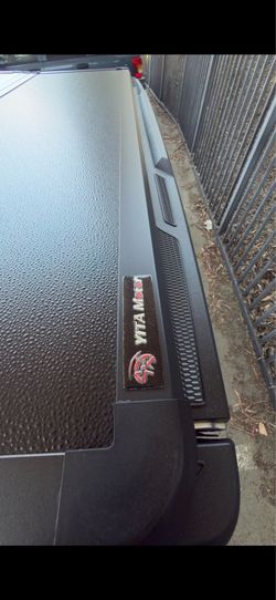 4th gen Tacoma tonneau cover