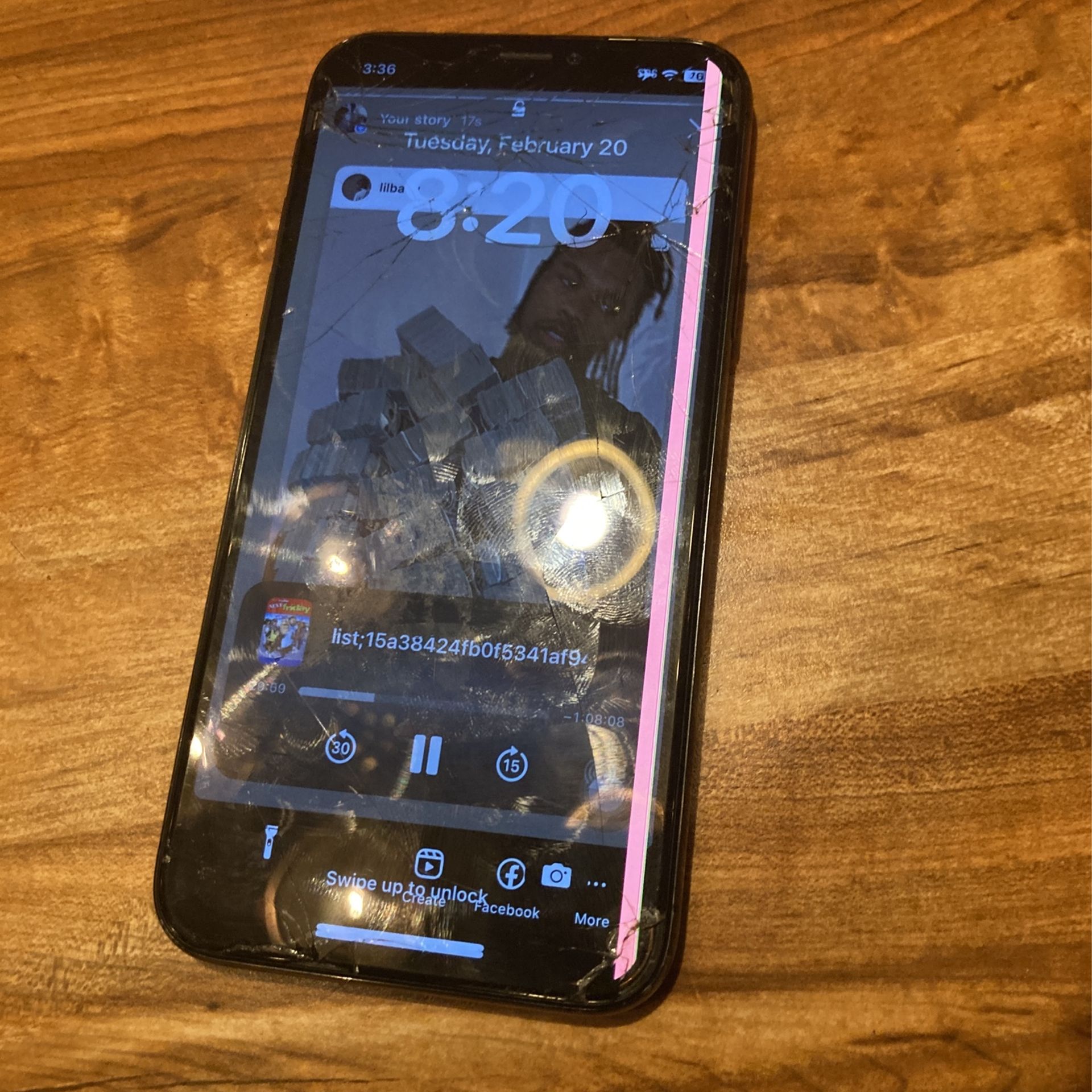 iPhone X Screen Cracked 