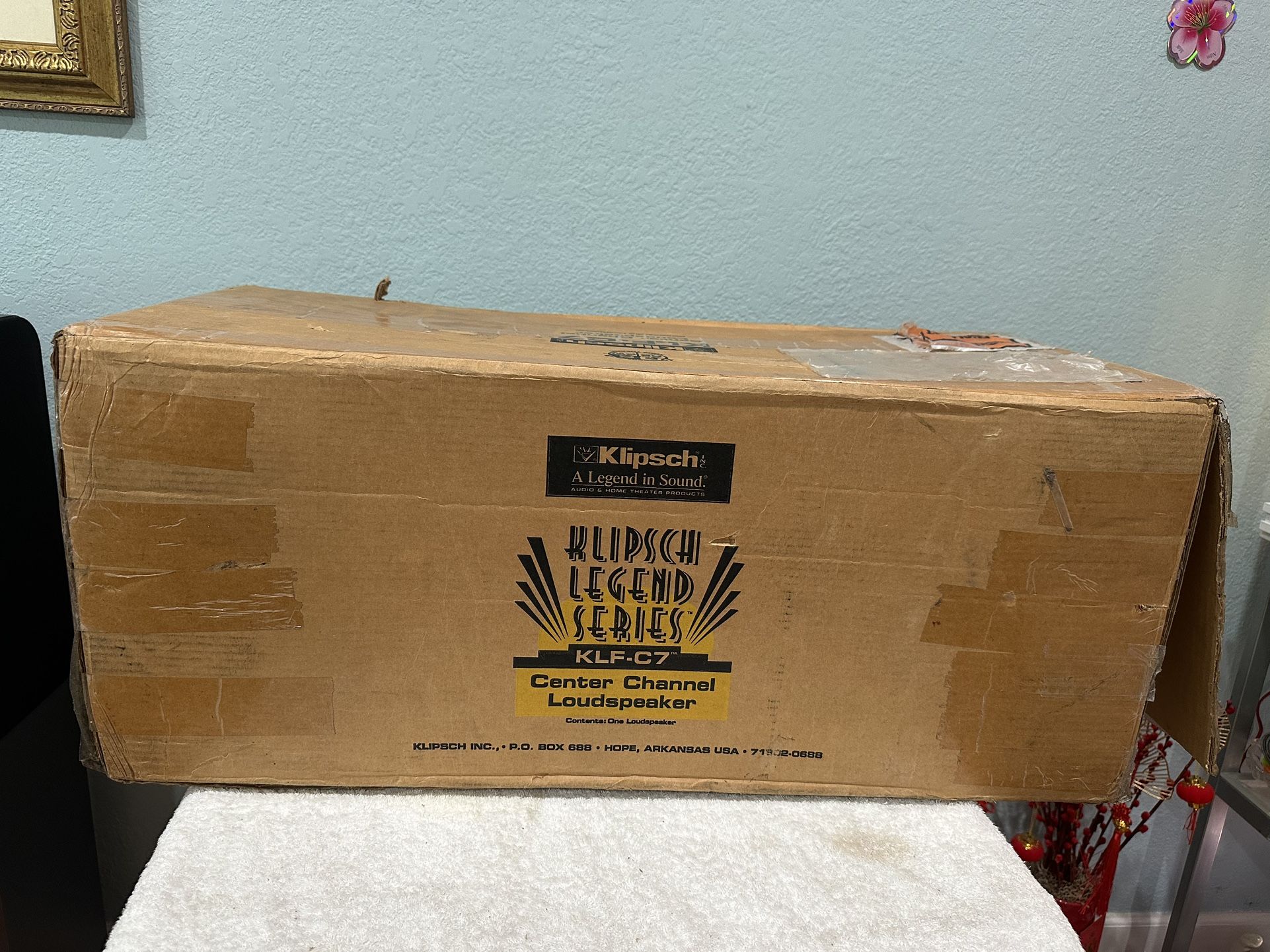 Big Klipsch KLF-C7 Center Channel Speaker . MADE IN USA