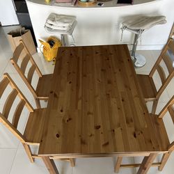 Wooden Table And Chairs 