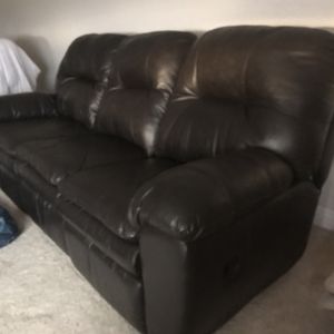 New And Used Leather Sofas For In Henderson Nv Offerup