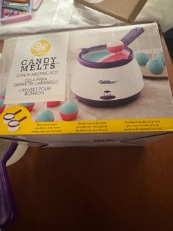 Candy melt unit and supplies