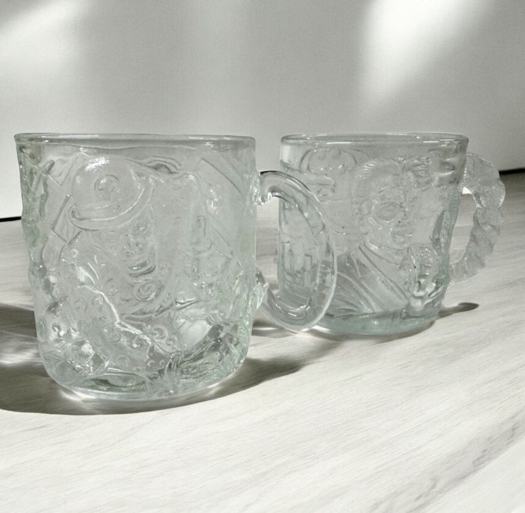 Vintage 1995 McDonald’s Batman Forever Glass Mugs Two-Face & Riddler