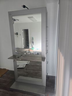 Stylist station 2 sided