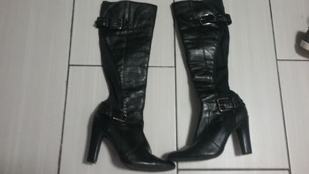 Ladies winter boots size 8