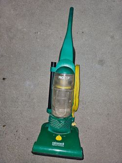 Bissell BigGreen ProCup Bagless Vacuum Cleaner