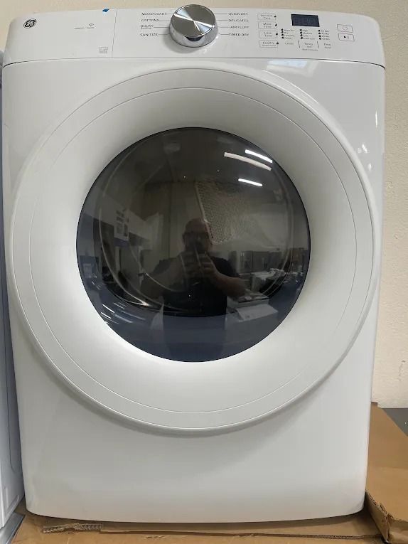 GE SmartHQ 7.8 Cu. Ft. White Gas Dryer