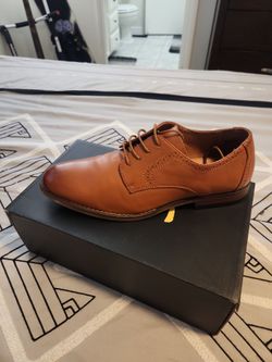 Dress shoes