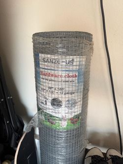 48” x 50’ 19-Gauge Galvanized Hardware Cloth – 1/2” Mesh – New