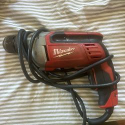 Milwaukee drill hammer