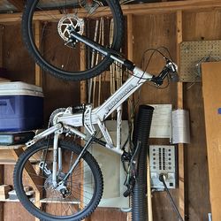 Mongoose mountain bike