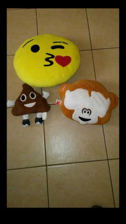 Emoji plush