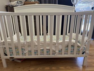Graco White Crib To Toddler Bed With Naturepedic Organic Mattress