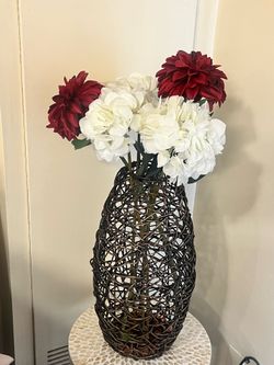 Large Woven bamboo vase with silky flowers details in the photos pickup Gaithersburg md20877