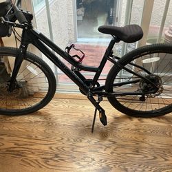 Women’s Cannondale Bike – Excellent Condition