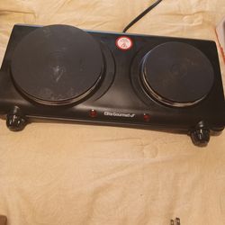 Two burner plug in and small two small heaters