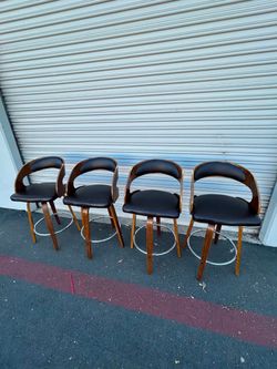 Spinning Chairs