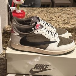 Nike Air Jordan 1 Low Sz 12 Excellent Condition 