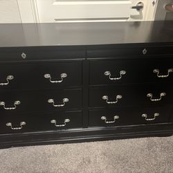 Dresser & night stand