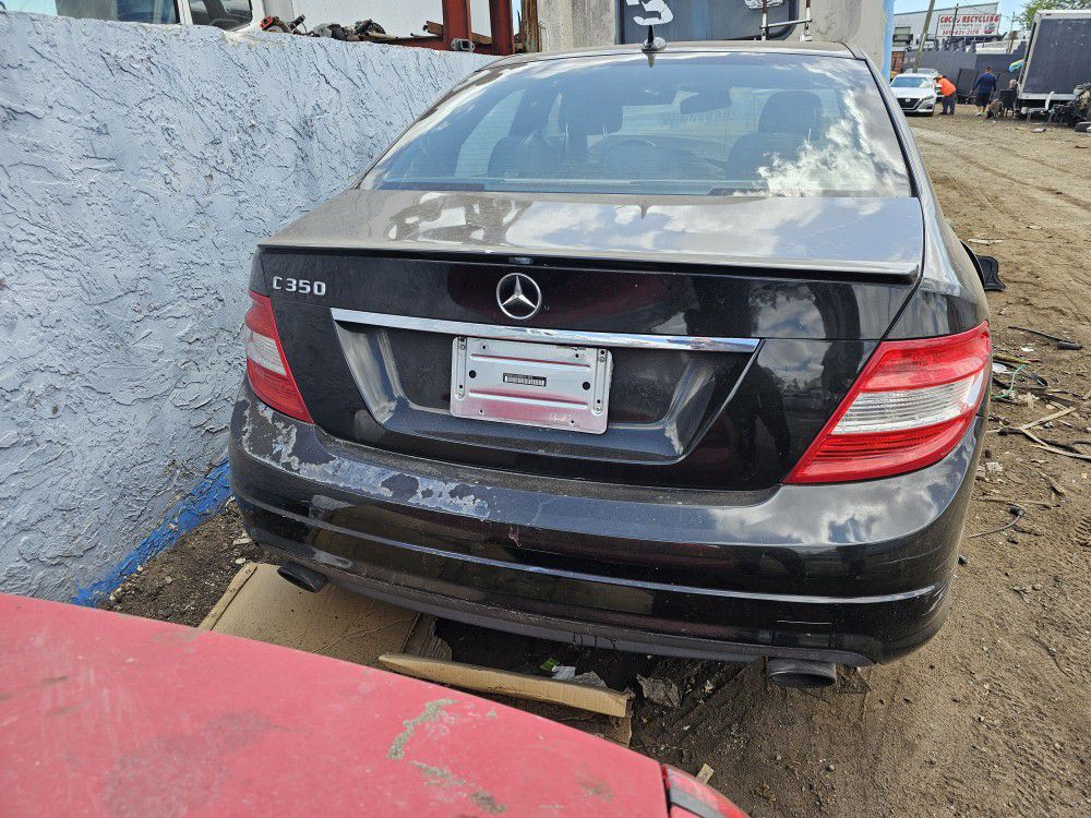 Mercedes-Benz C(contact info removed) For Parts Only