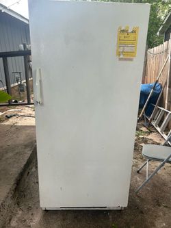 Upright household freezer
