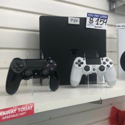 PlayStation 4 With Controllers 