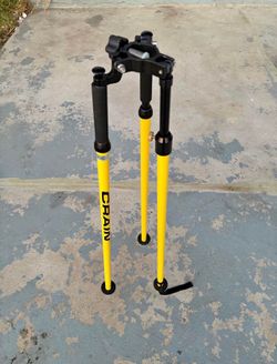 New CRAIN Heavy-Duty Tripod Stand – In Box