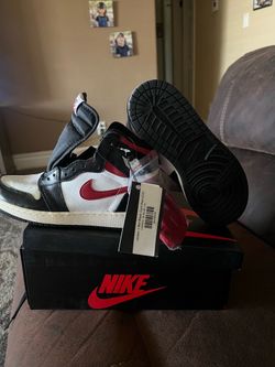 Jordan 1 Mid Black Gym Red