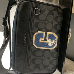 Peanuts Collab Coach Hand bag