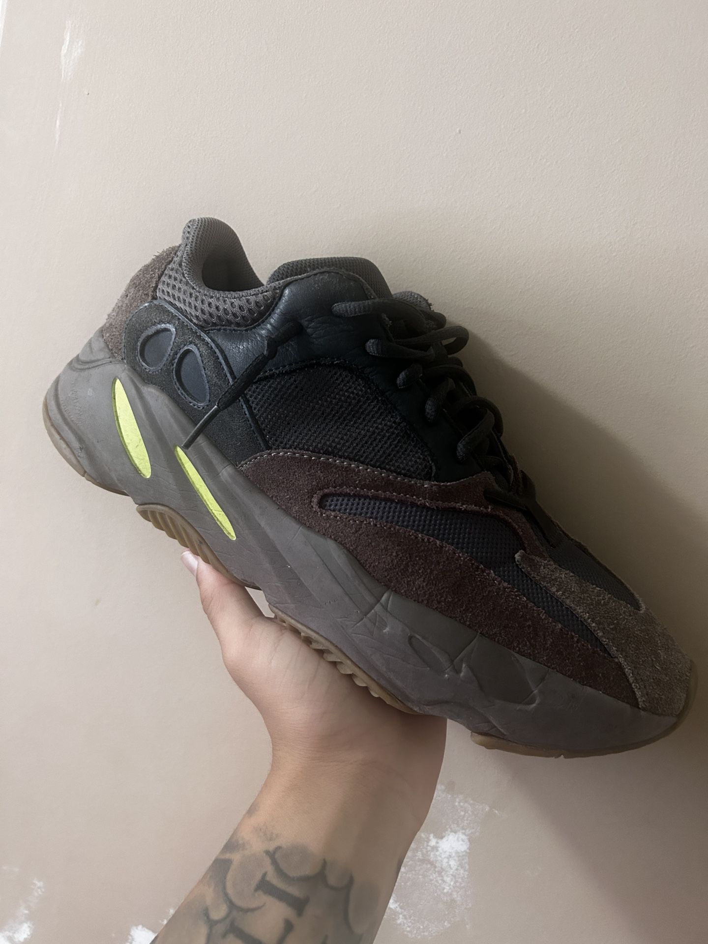 Yeezy 700