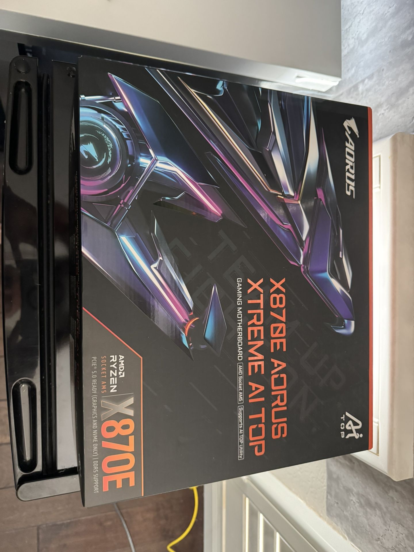 Gigabyte 870e Xtreme AI top