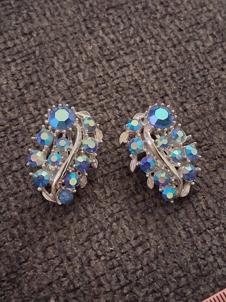 Costume Clip-on Earrings 