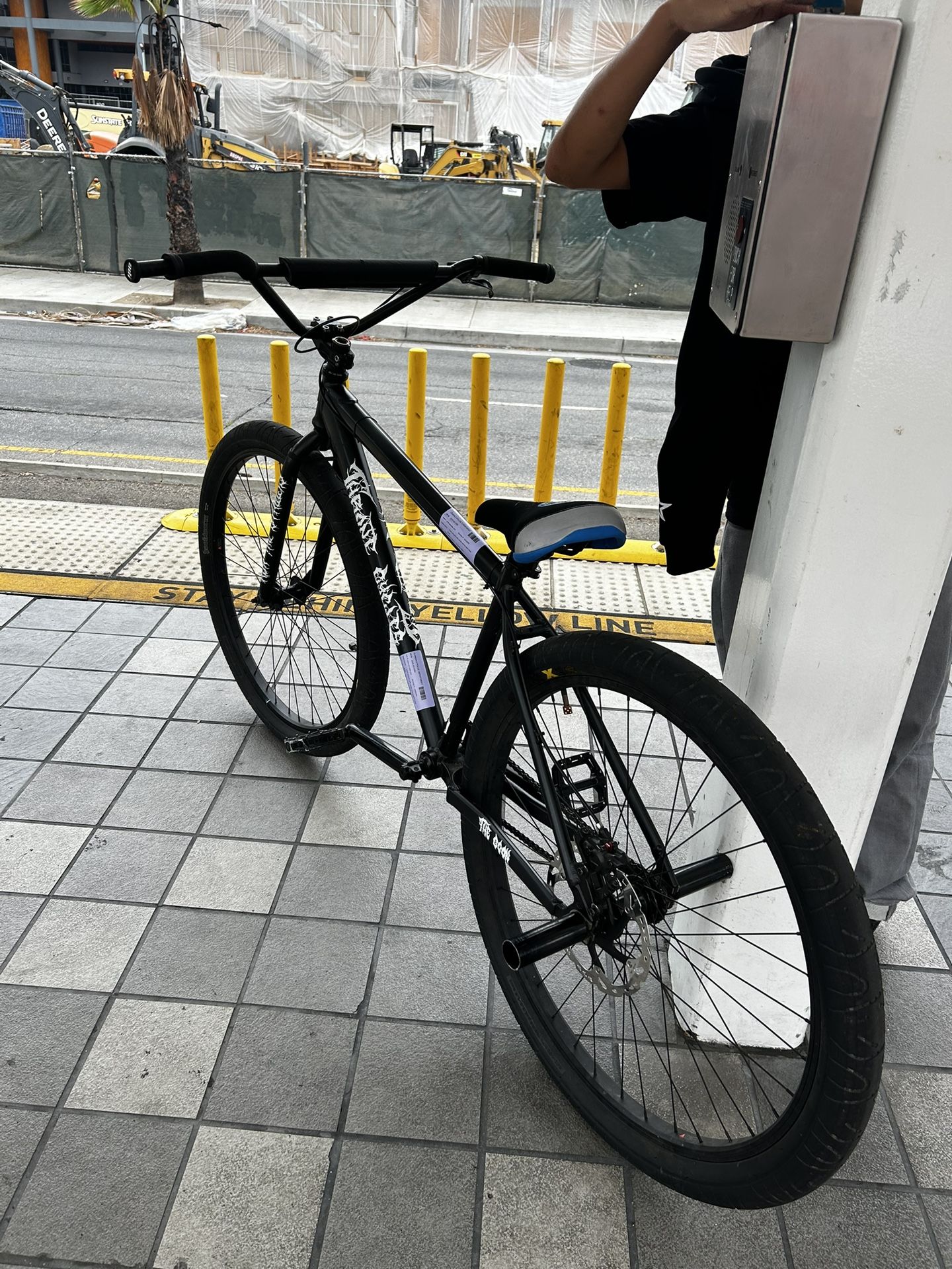 throne bike