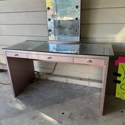 Make Up Desk 