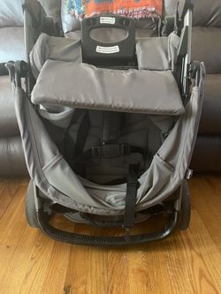 Stroller. (used)