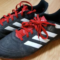 ADIDAS Soccer Shoes Black White Red Youth Size 4.5