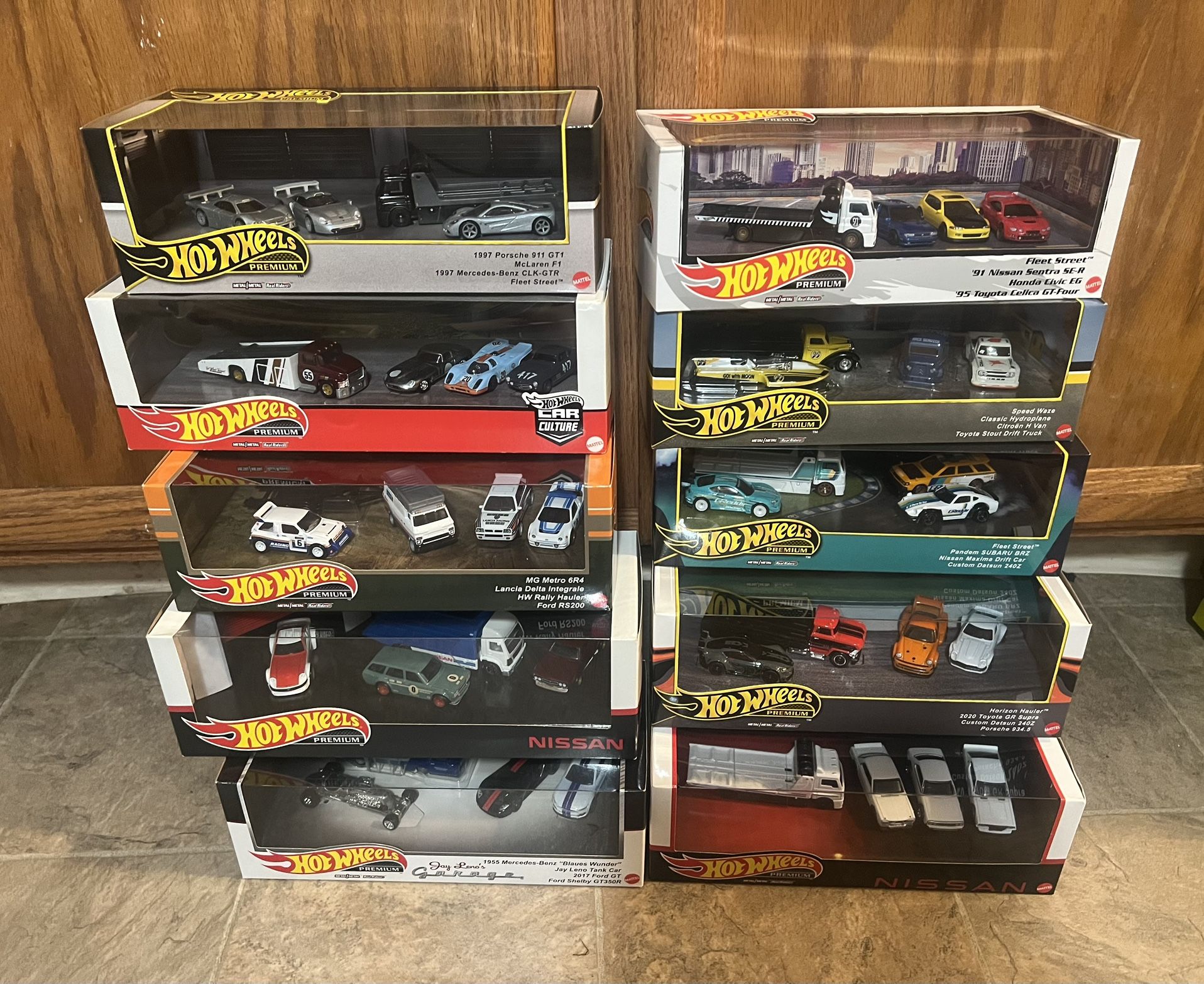 10 Hot Wheels Diorama