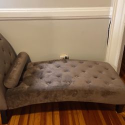 Chaise Lounger 