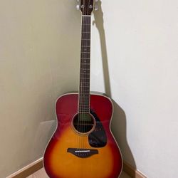 Yamaha FG830 guitar+ gigbag + picks