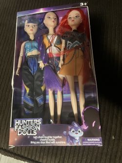 K-Pop Dolls Look