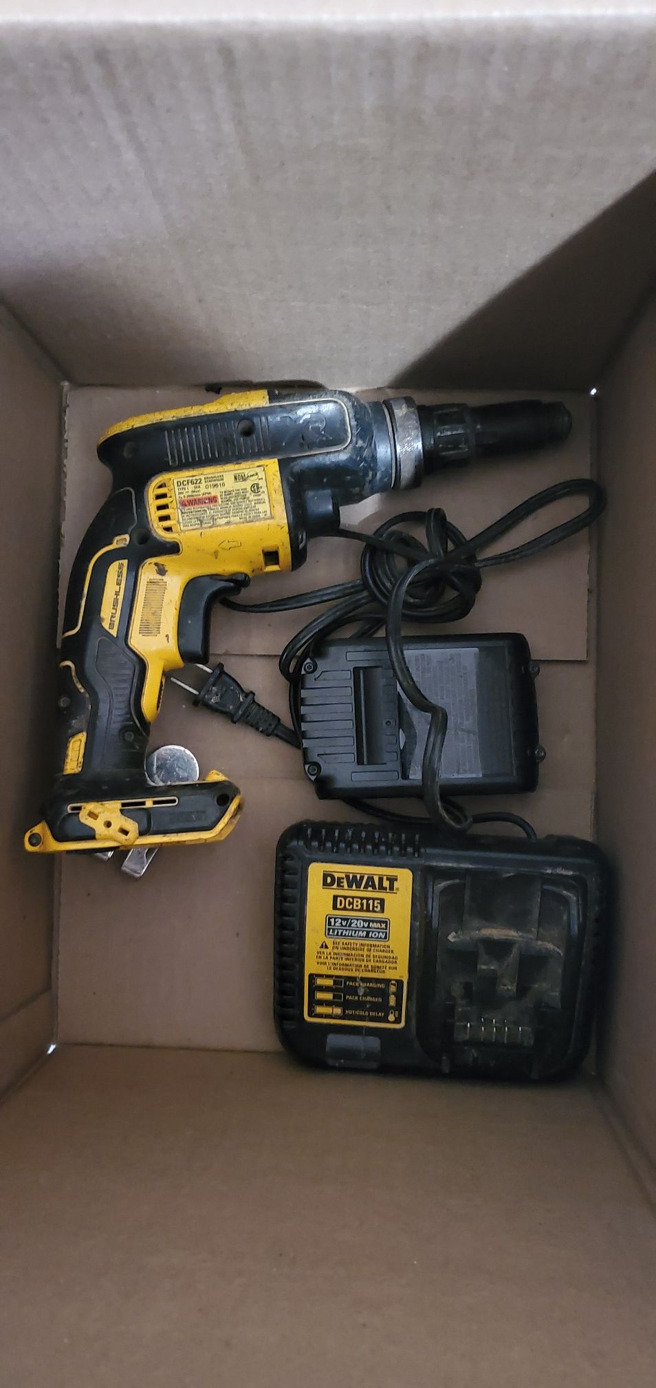 Dcf622 drywall screw gun set sheetrock gun for Sale in Fayetteville, GA OfferUp