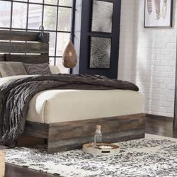 Queen Bedroom Set with Dresser