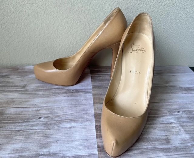 Christian Louboutin “RED BOTTOMS” Bianca EUR 38.5 US 8 Tan Nude Platform 4.75" Heel Pump