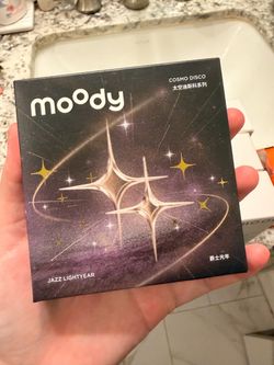 125 Moody colors contact lenses