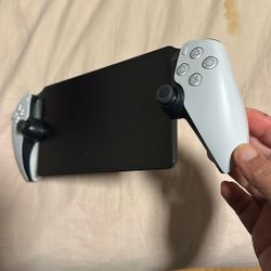 PS portal In Excellent Condition With Box