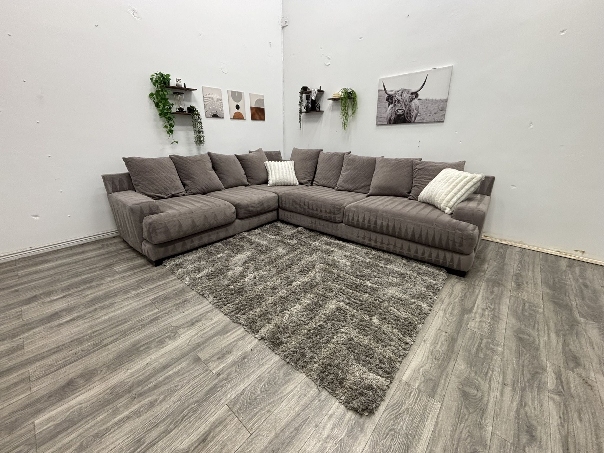 Gray Sectional Couch - Free Delivery 