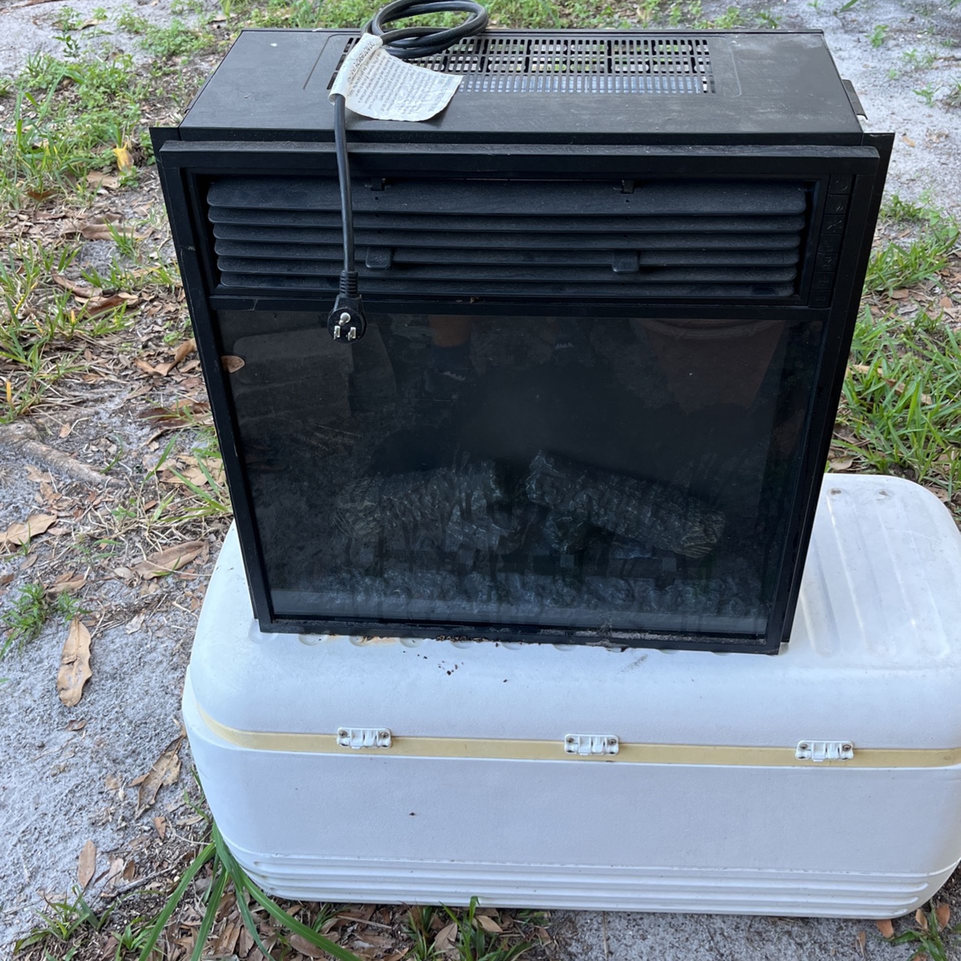 Electric Fire Place 120 Volts