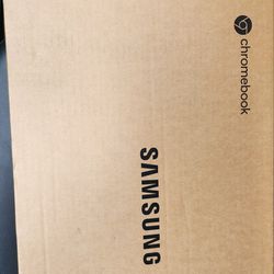 For Sale SAMSUNG Chromebook Laptop