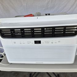 Window Air Conditioner 