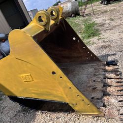 Extra Large Cat  Bucket For XL Excavator 